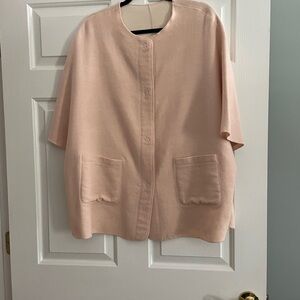 Bloomingdale’s no label.  Oversized jacket/cape. OS fits all.  Size 28L & 24W